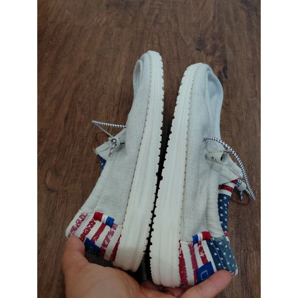 Hey Dude Wally Off White Patriotic Men's Size 8 Loafers Shoes